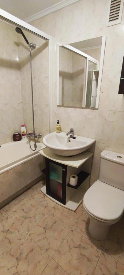 Nala House, Acogedor,Bien Comunicado,Aparcamiento Gratis En La Calle Bilbao Luaran gambar