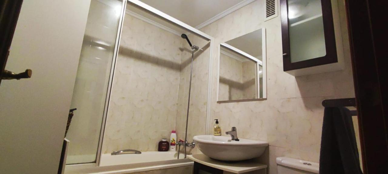 Nala House, Acogedor,Bien Comunicado,Aparcamiento Gratis En La Calle Bilbao Luaran gambar